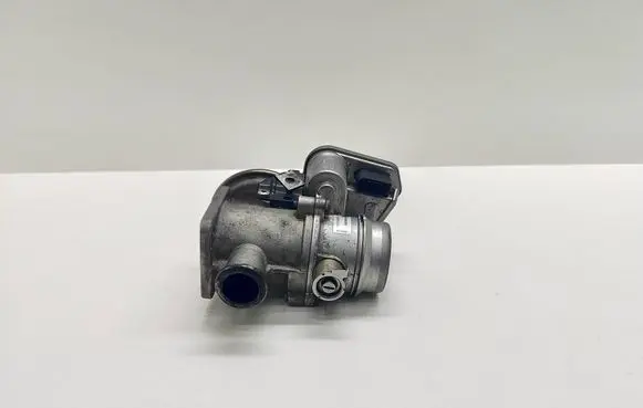 BMW 5 E60 E61 Throttle valve 700376 70037604 7791480