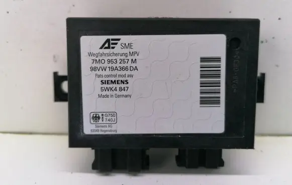 Volkswagen Sharan Immobilizer control unit/module 7MO953257M 5WK4847