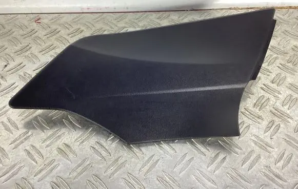 Other center console (tunnel) element