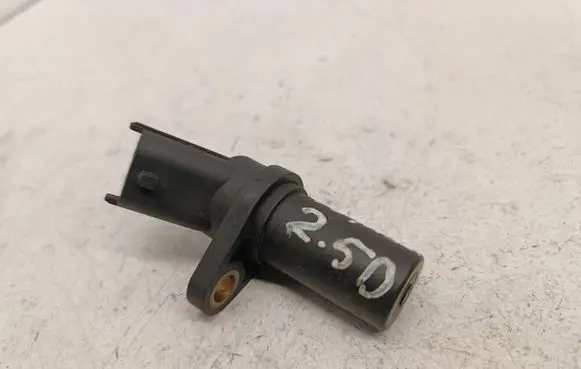 Chrysler Voyager Crankshaft position sensor 0281002315 389150A