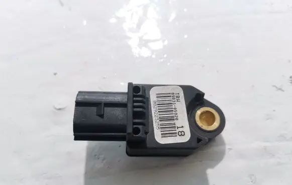 Toyota Verso Airbag deployment crash/impact sensor 8983105020