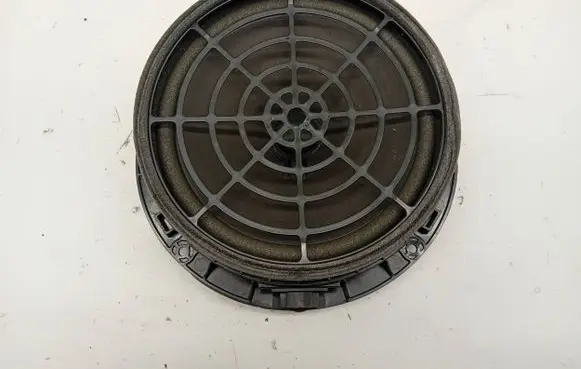 Audi A4 S4 B9 Front door speaker A019089