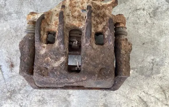 Peugeot 607 Front brake caliper