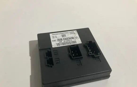 Mercedes-Benz E W211 Comfort/convenience module 2115452132