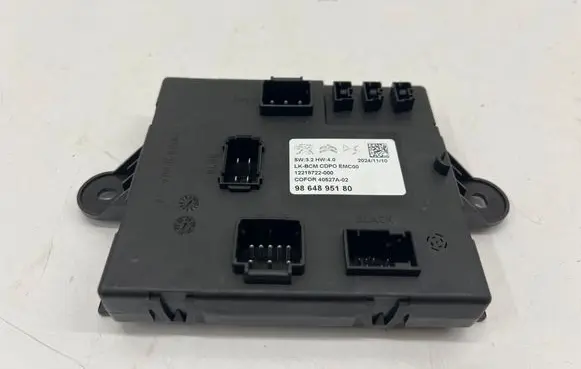Opel Grandland X Tailgate/trunk control unit/module 9864895180