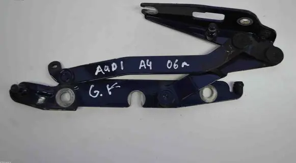 Audi A4 S4 B7 8E 8H Tailgate/trunk/boot hinge 8E5827301C