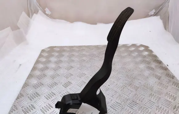 Jaguar I-Pace Accelerator throttle pedal J9D39F836BC