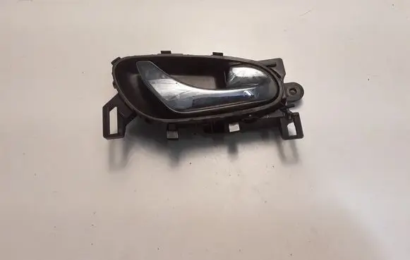 Nissan X-Trail T32 Front door interior handle 806704CA1A