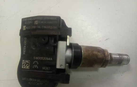 Mitsubishi Outlander Tire pressure sensor 4250C477