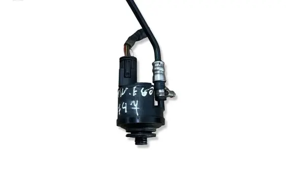 BMW 5 E60 E61 Fuel filter heater 7799966