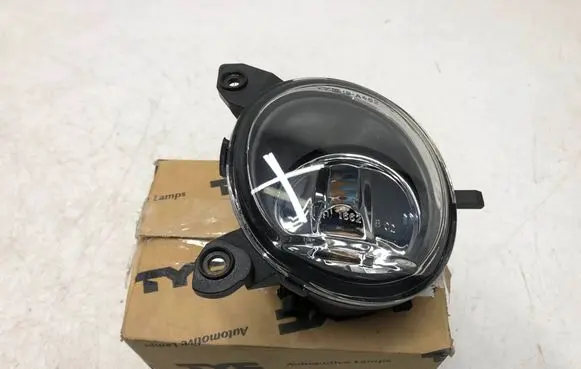 Toyota Corolla E120 E130 Front fog light 190482012 19A482012B 7001206249