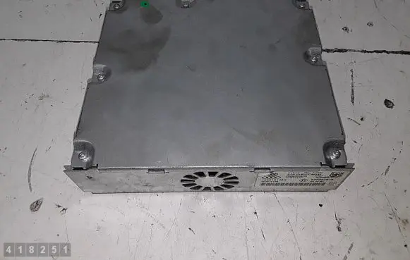 Audi A8 S8 D3 4E GPS navigation control unit/module 4E0910148D