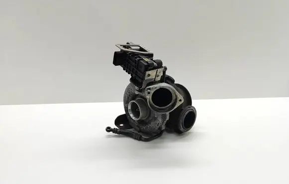 BMW 5 E60 E61 Turbo 758351 730314 GARRETT