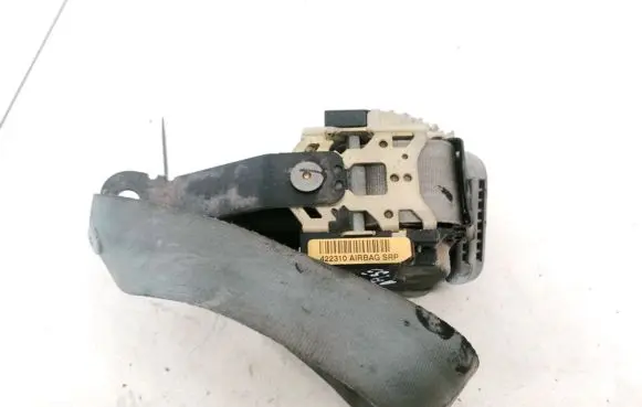 Renault Laguna I Front seatbelt