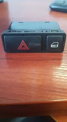 BMW 3 E46 Hazard light switch 8368920