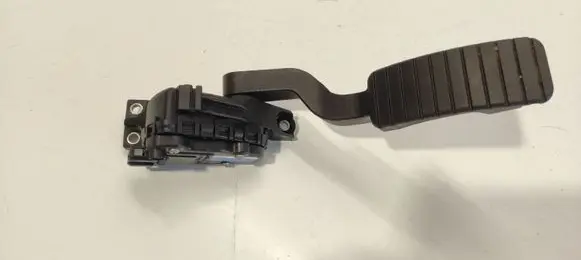 Renault Laguna II Accelerator throttle pedal 8200003392