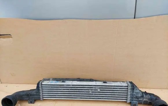 Mercedes-Benz E W211 Intercooler radiator A2105002000