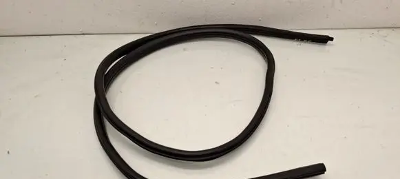 BMW X1 E84 Front door rubber seal 51722993435 2993435 51727377830