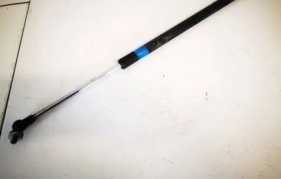 Subaru Legacy Tailgate/trunk strut/damper