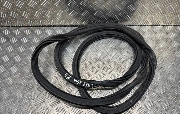 Front door rubber seal
