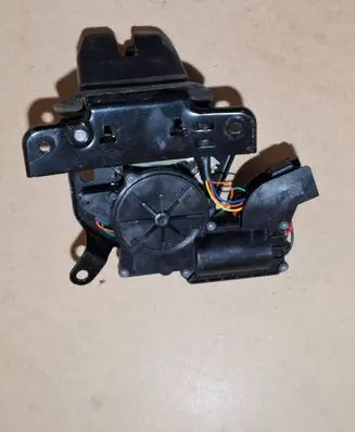 Tesla Model 3 Tailgate/trunk/boot lock/catch/latch 1500604CNB CJ722025180652