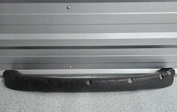 Front bumper foam support bar