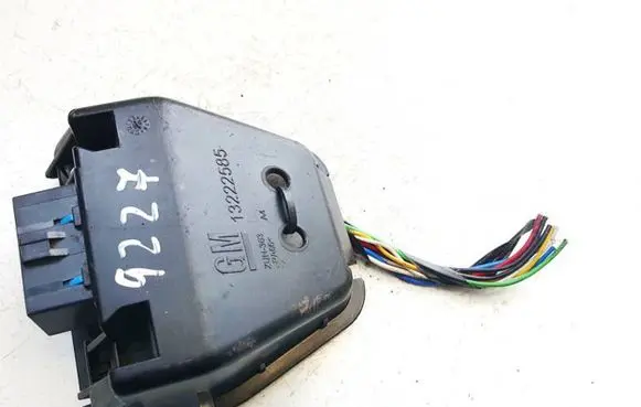 Opel Insignia A Sensor 13222585