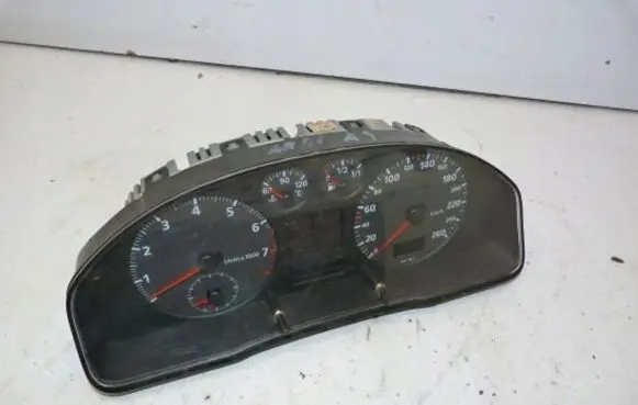 Audi A4 S4 B5 8D Speedometer (instrument cluster) 8D0919033