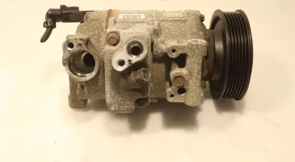 Volkswagen PASSAT B6 Air conditioning (A/C) compressor (pump) 1K0820859N
