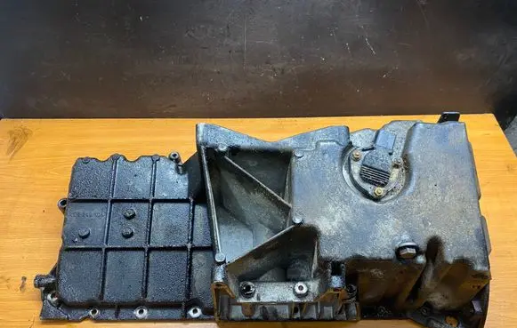 BMW X5 E53 Oil sump 2249305