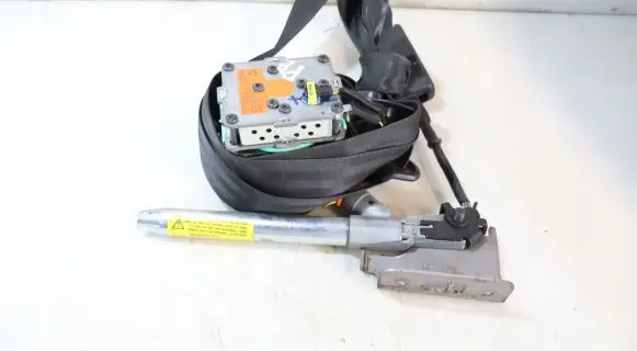 Citroen C4 III e-C4 Front seatbelt