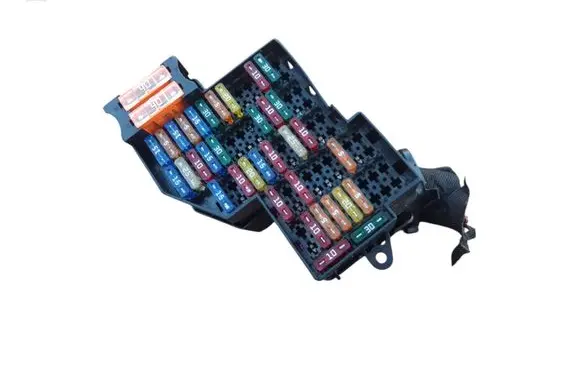 Volkswagen Touareg I Fuse box set 7L0941828A