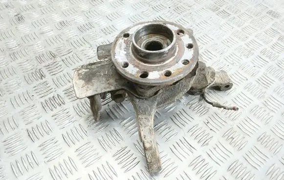 Opel Astra H Front wheel hub spindle knuckle