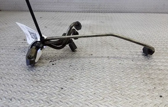 Hyundai Getz Fuel injector supply line/pipe 
