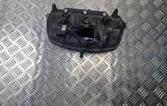 Volkswagen Golf V Intake manifold 03C129711Q