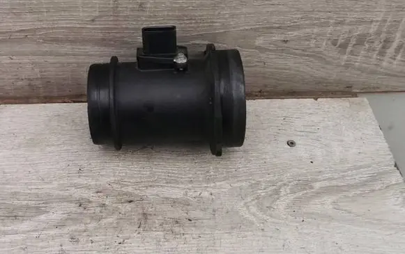 Audi A6 S6 C6 4F Mass air flow meter 059906461K