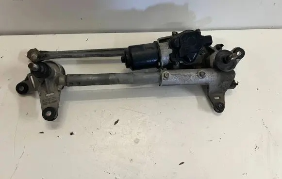 Honda Accord Front wiper linkage and motor