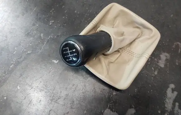 Volkswagen Polo Gear shift rod 6Q1711113A