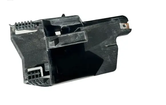 Peugeot 3008 II Other engine bay part 9813833580