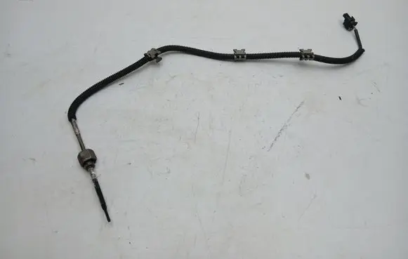 Mercedes-Benz C W205 Exhaust gas temperature sensor A0009058705 A0225451926