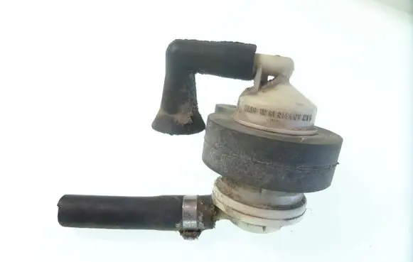 Peugeot 806 Fuel tank valve 1C0201756