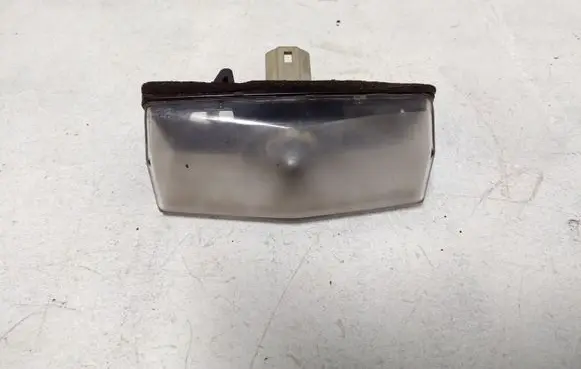 Toyota Prius (XW30) Number plate light