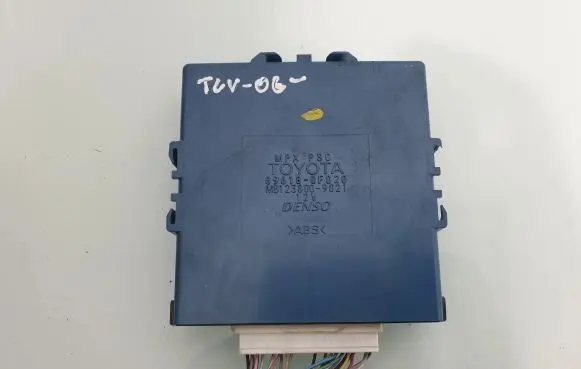 Toyota Corolla Verso AR10 Combustion control unit/module 896180F020