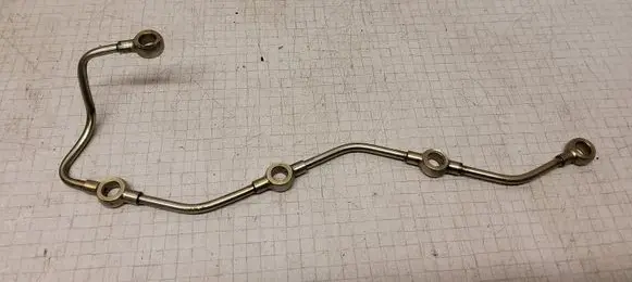 Opel Astra G Fuel injector supply line/pipe 