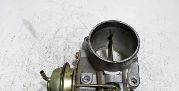 Nissan Almera Throttle valve RDB602A