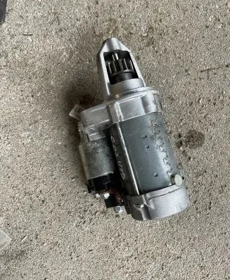 Mercedes-Benz GLA W156 Starter motor A6459060800