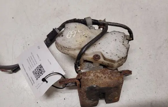 Toyota Avensis Verso Tailgate/trunk/boot lock/catch/latch