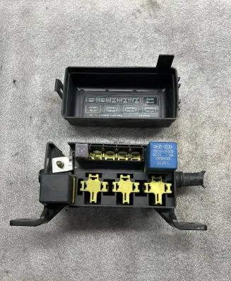 KIA Sorento Fuse module 0K53A67