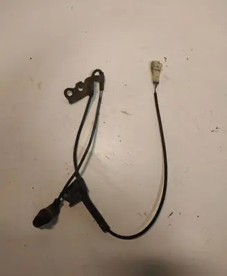 Toyota Avensis T250 ABS brake wheel speed sensor 8954302040