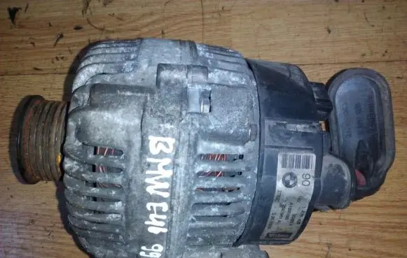 BMW 3 E46 Generator/alternator 2541961a